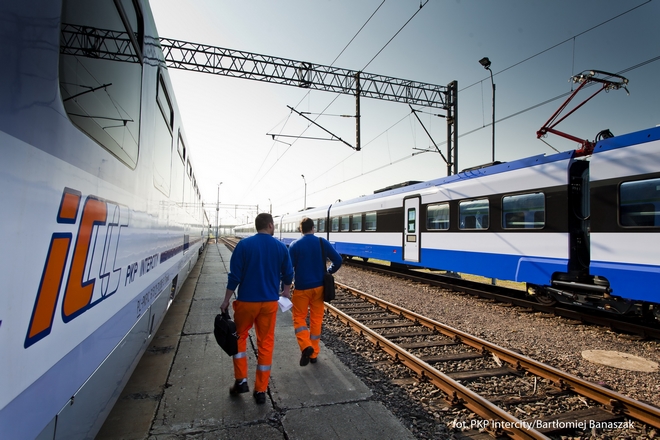 Nieopodal Wrocławia testują nowy pociąg dla PKP Intercity. Pierwszy FLIRT3 już na torach [FOTO], mat. prasowe